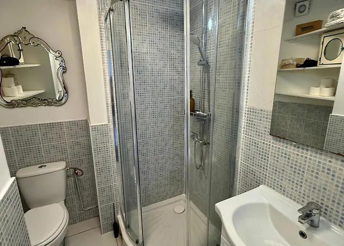 Joli Maison De Pêcheur à 50m De La En Plein Centre *